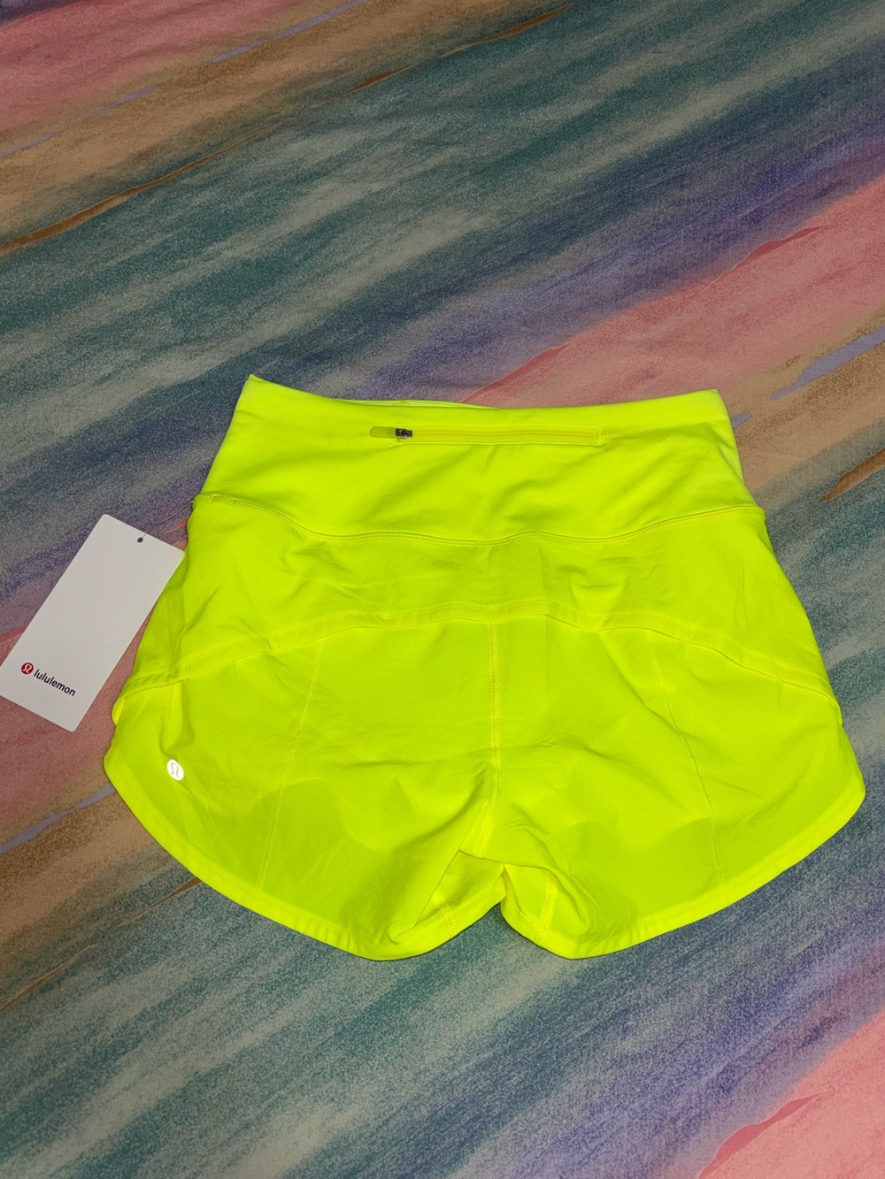 Lululemon Speed Up High-Rise Lined Short 4"
Highlight Yellow size 4 NWT